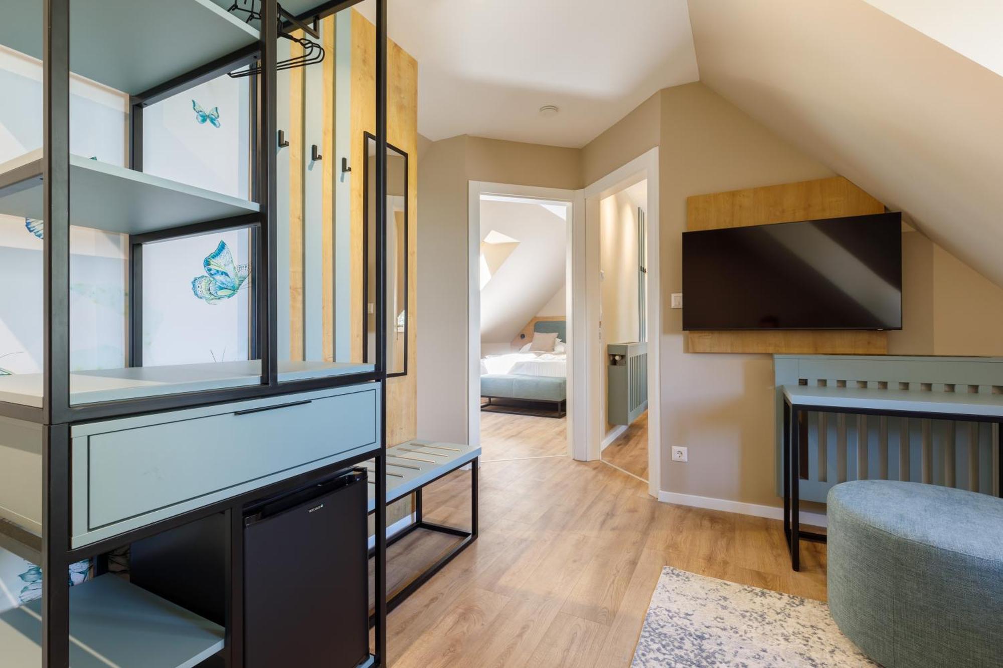 Lepke Apartmanhaz Es Etterem Tihany Luaran gambar